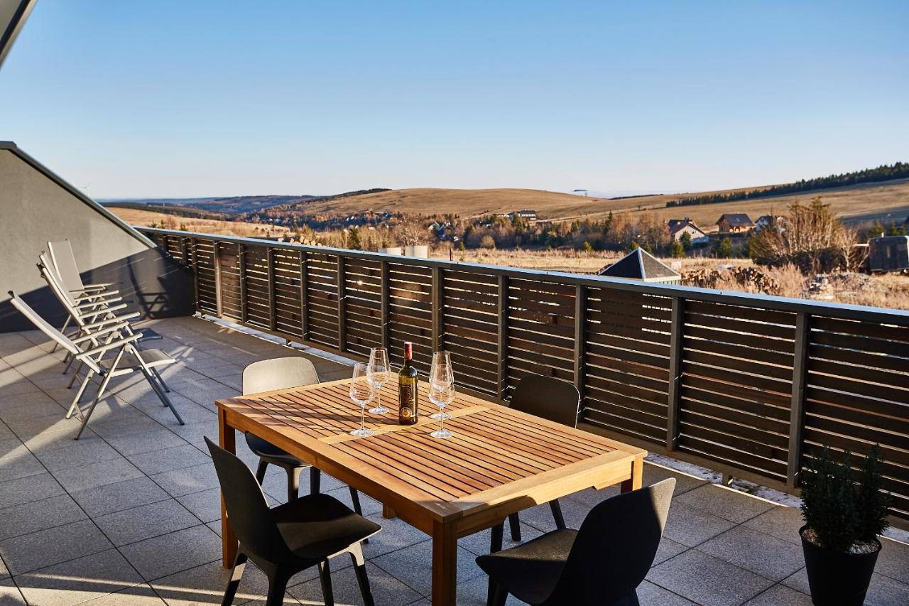 Mountain Apartments Klinovec Hexagon Loučná pod Klínovcem Buitenkant foto