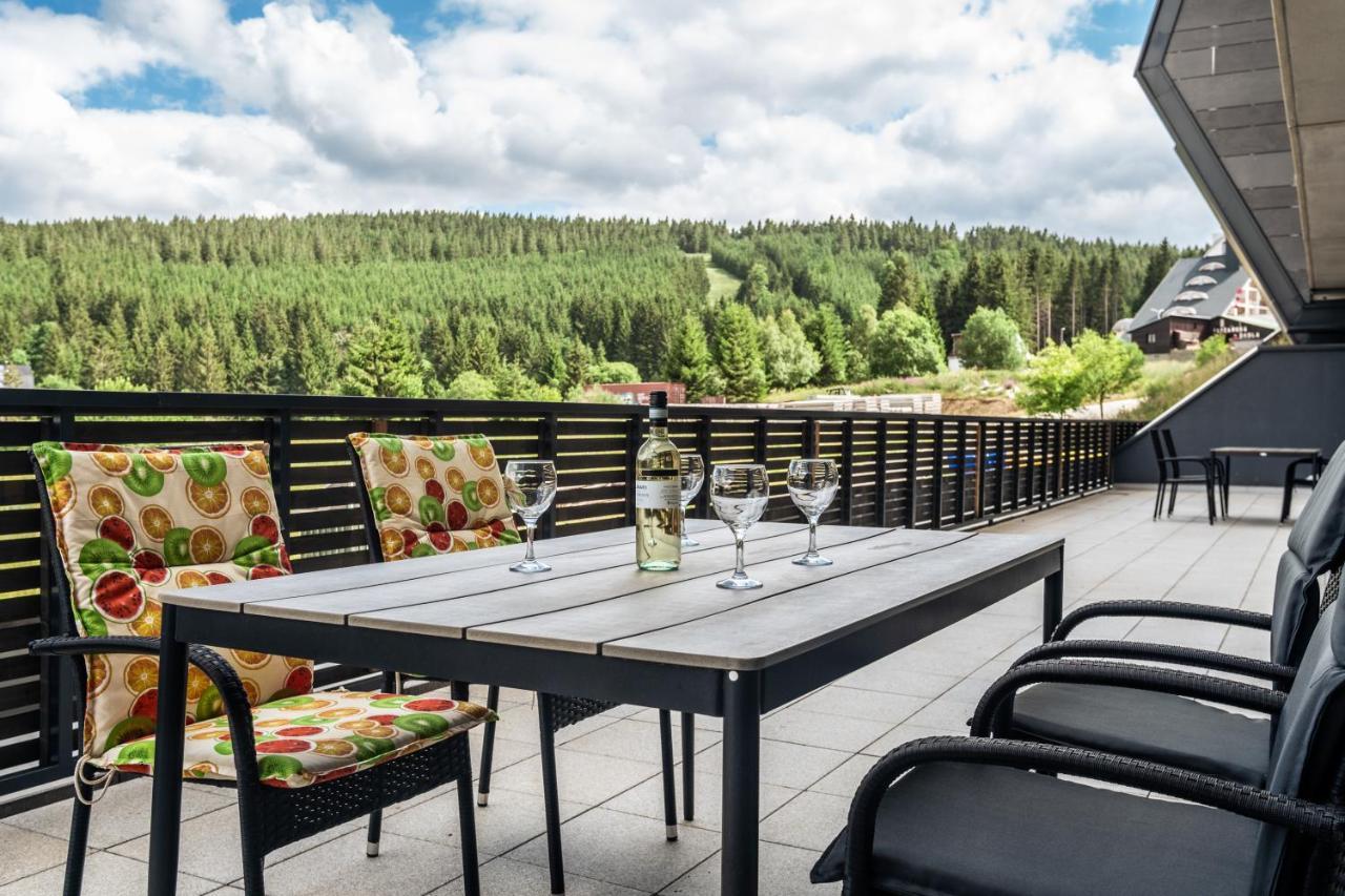 Mountain Apartments Klinovec Hexagon Loučná pod Klínovcem Buitenkant foto